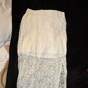 Elegant White Lace Skirt
